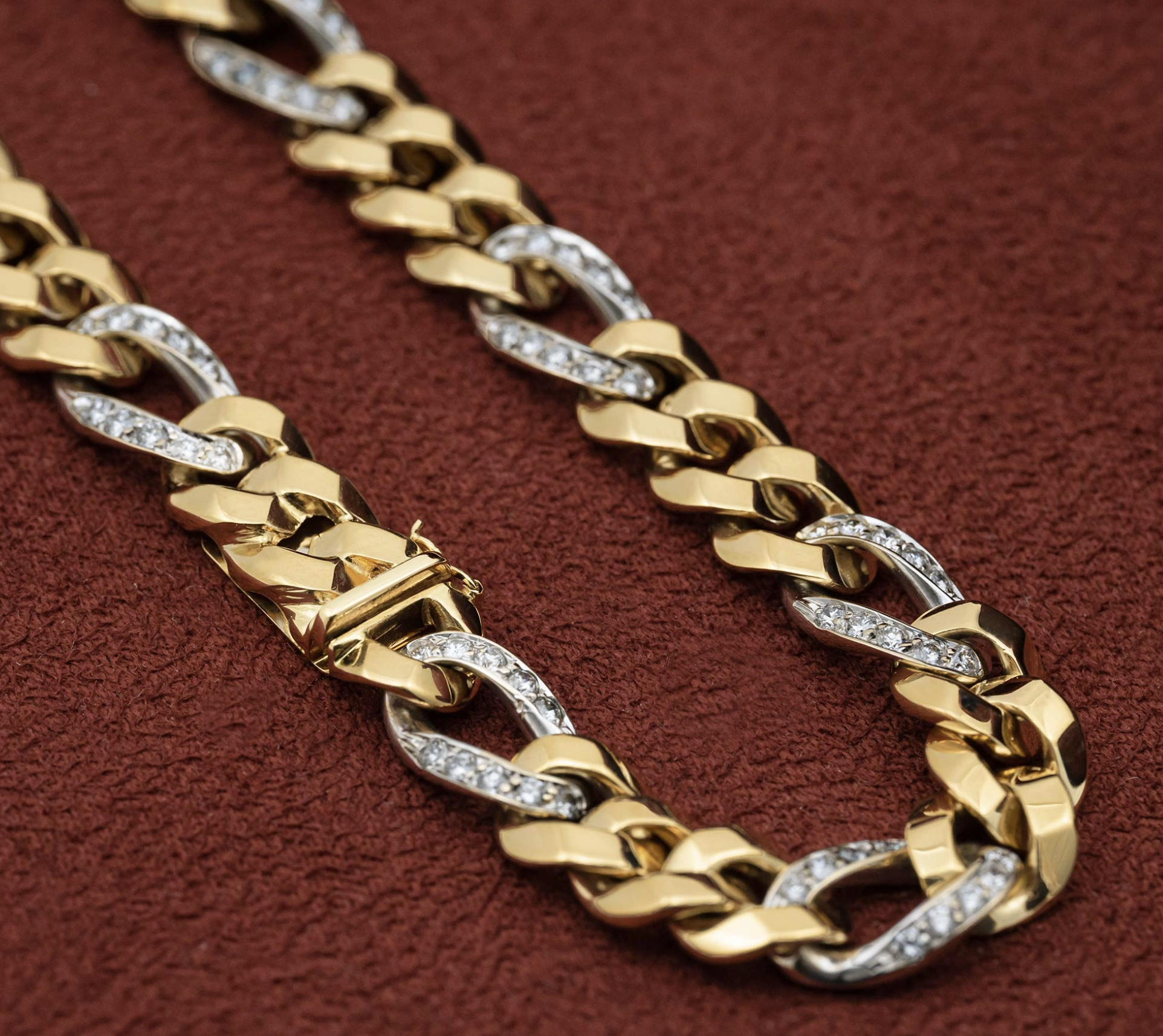 Featured Men's Curb Chains